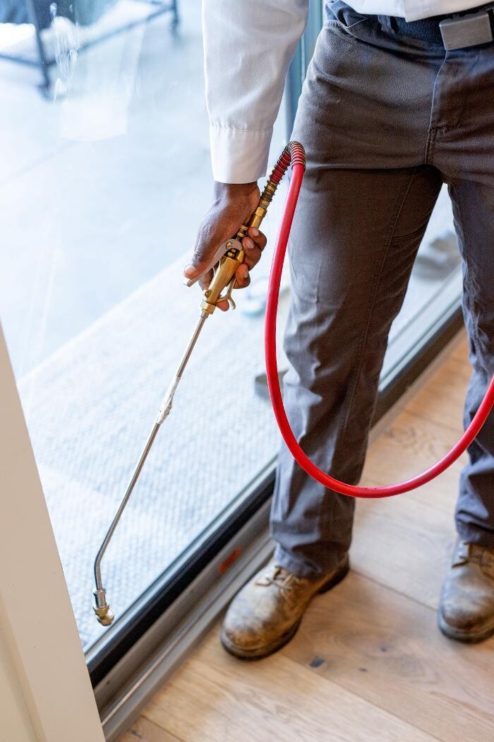 Images Natura Pest Control