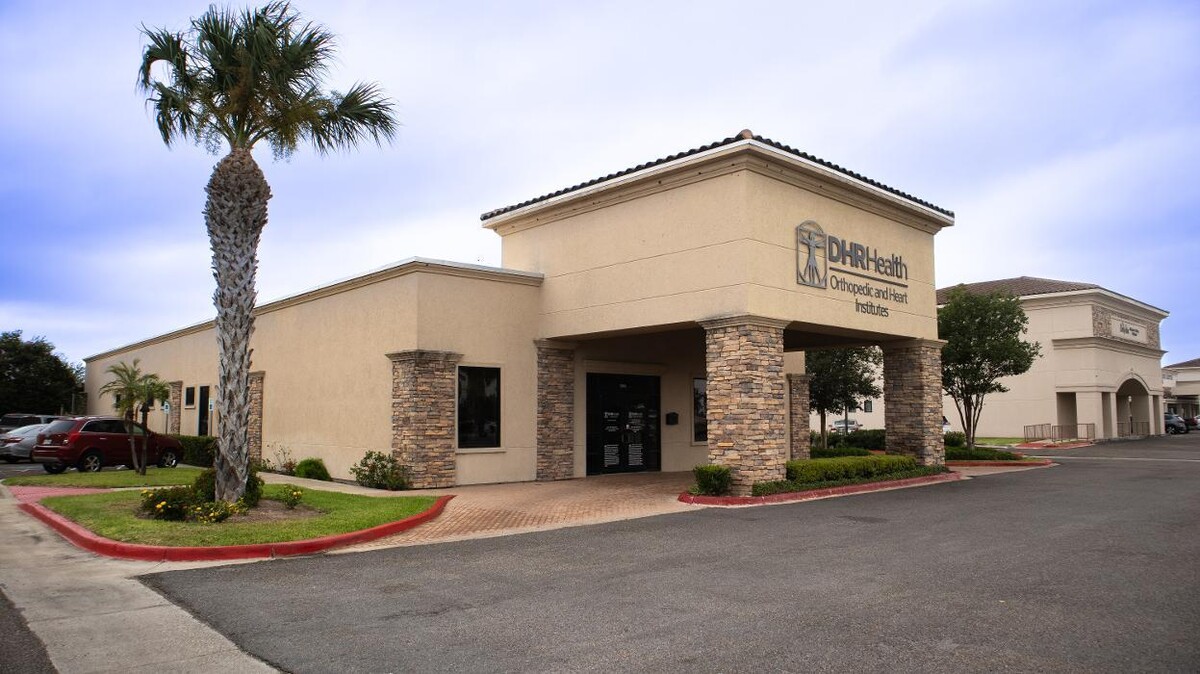 Images DHR Health Orthopedic Institute
