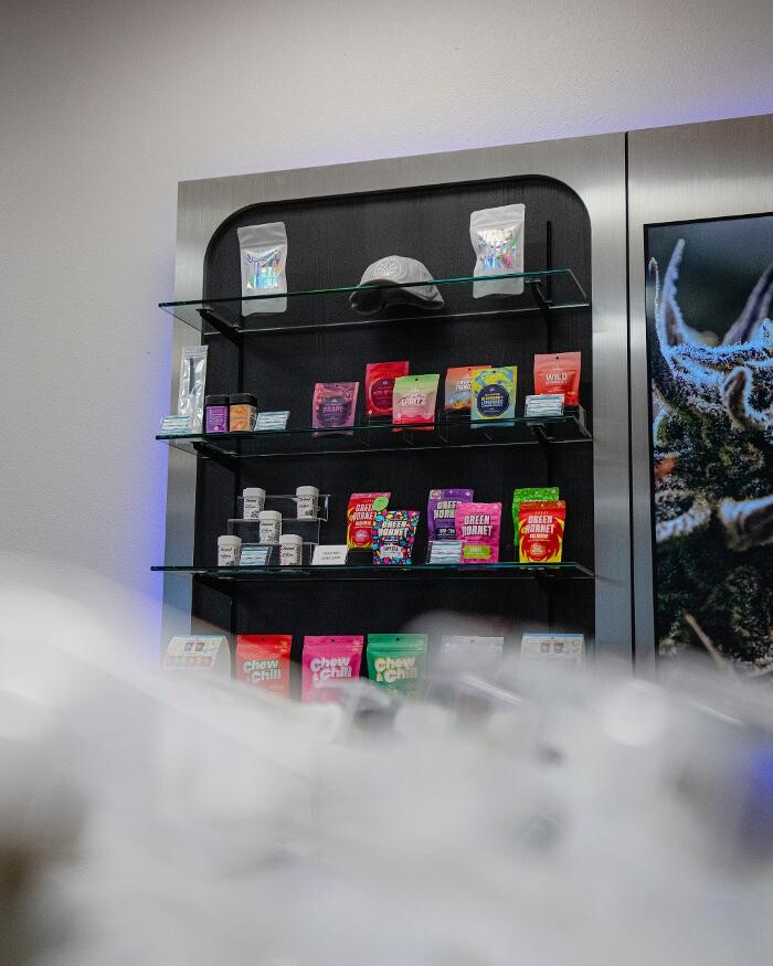 Images VICE Cannabis Dispensary