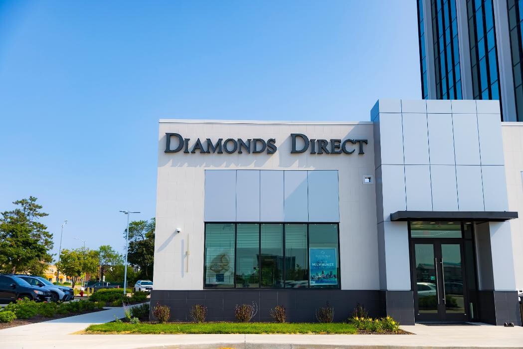 Images Diamonds Direct Milwaukee