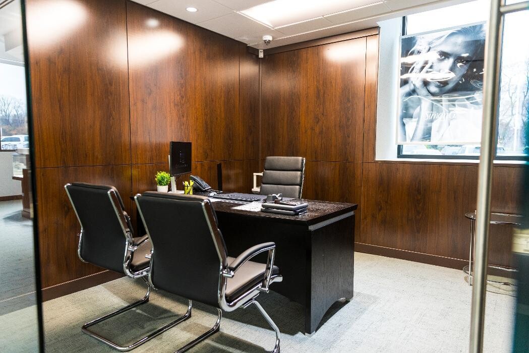 Images Diamonds Direct Milwaukee