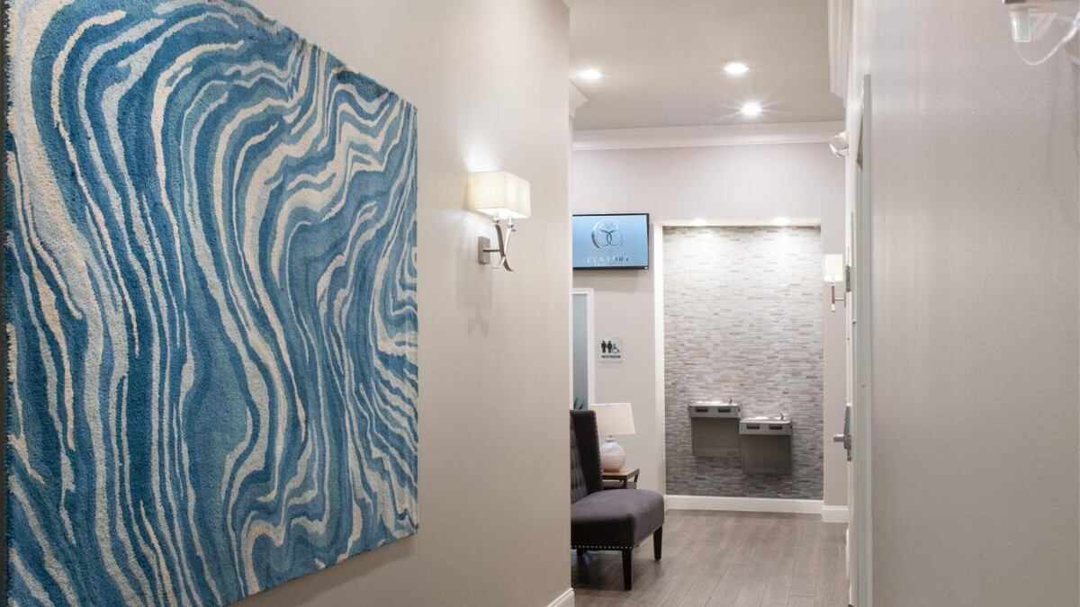 Images Century Salon Suites