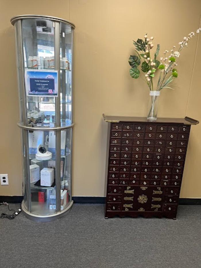 Images Herb4Us & Acupuncture