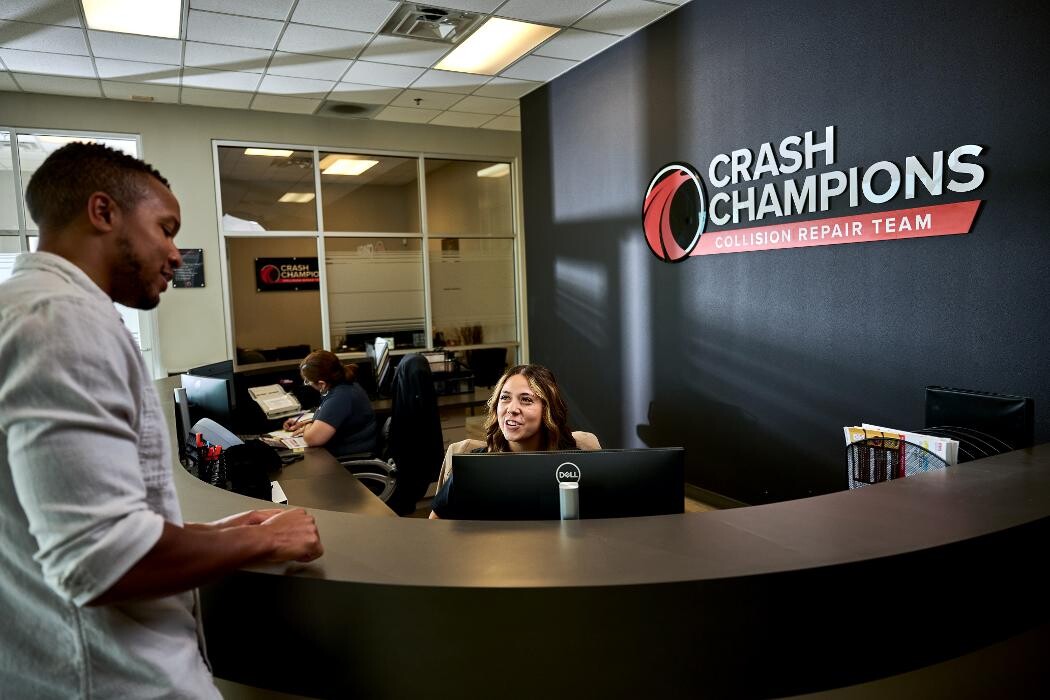 Images Crash Champions LUXE | EV Certified Repair Willows