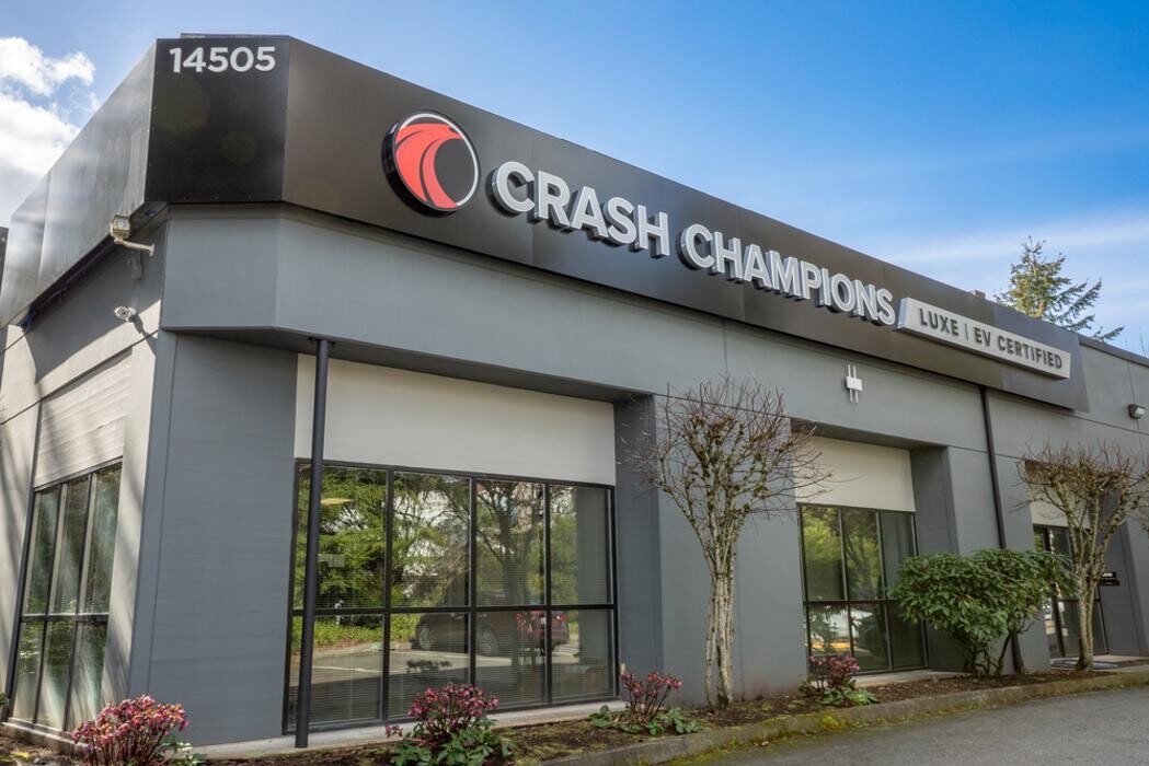 Images Crash Champions LUXE | EV Certified Repair Willows