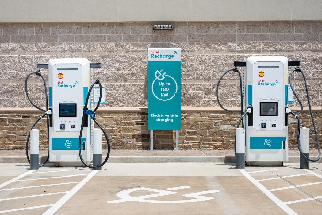Images Shell Recharge Charging Station