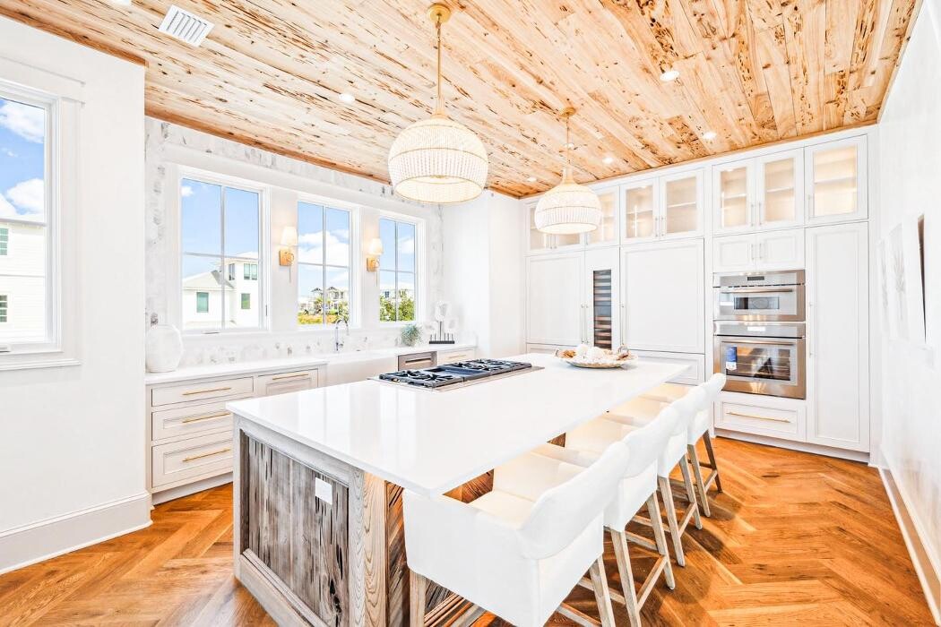 Images Design & Dwell Homes