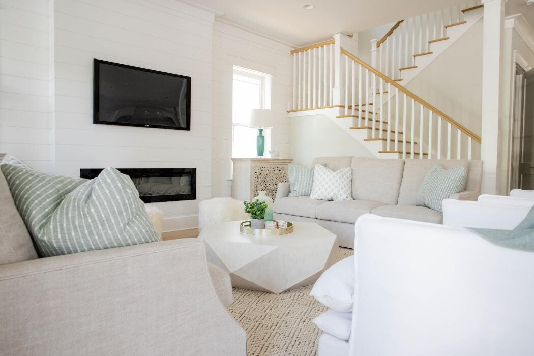 Images Design & Dwell Homes