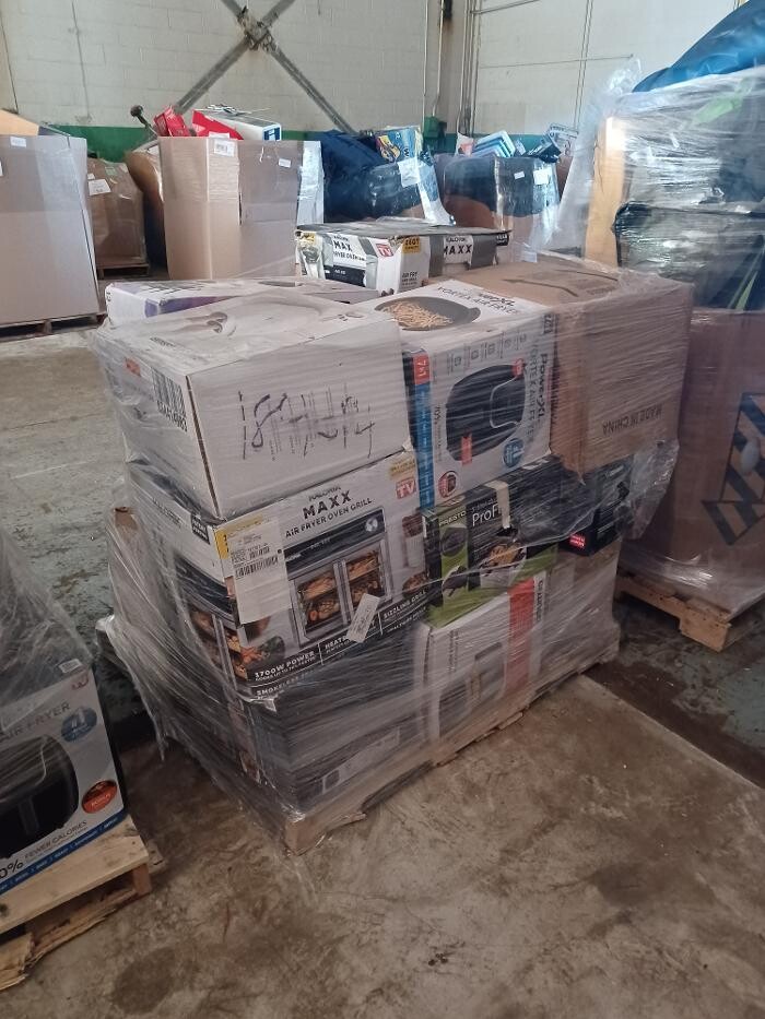 Images Detroit Pallet Liquidation