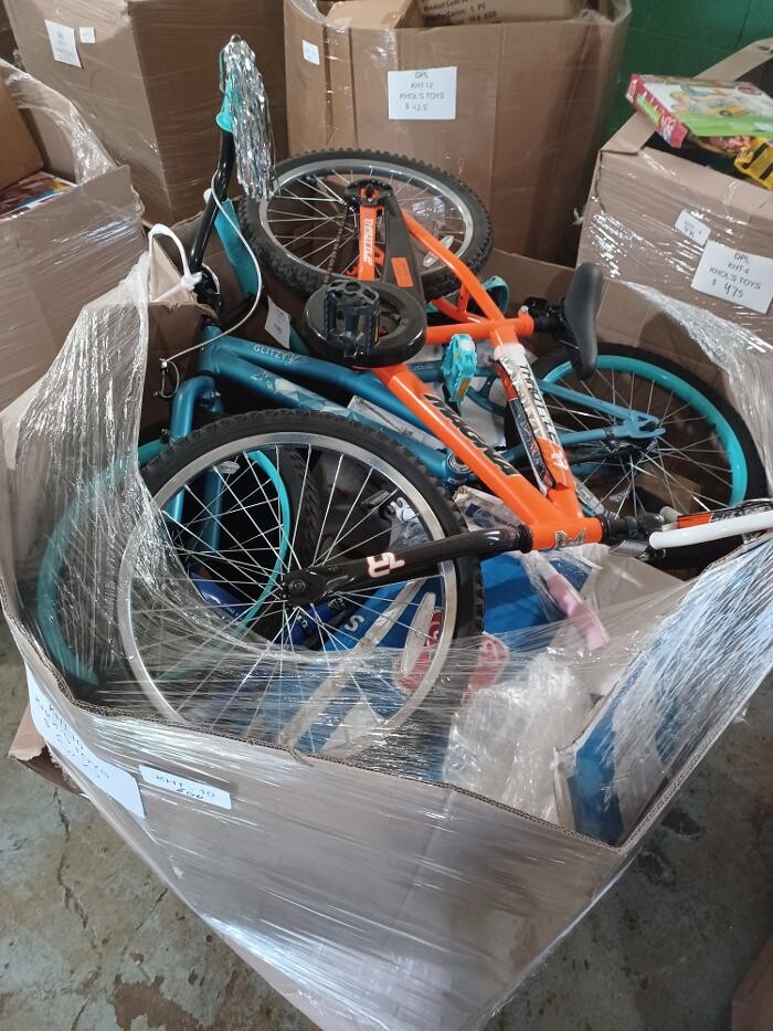 Images Detroit Pallet Liquidation