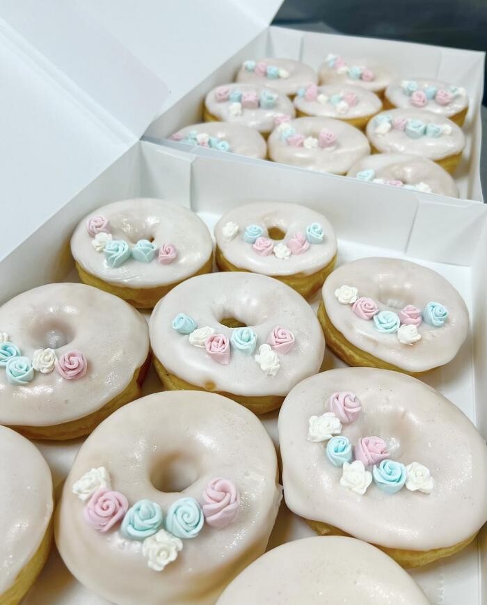 Images RINGS DONUTS AND COFFEE