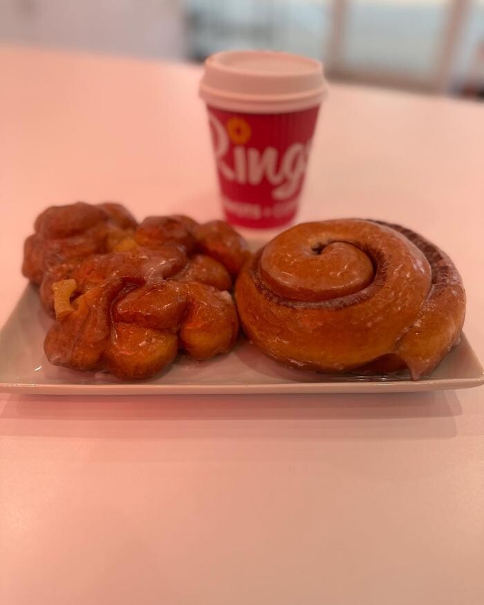 Images RINGS DONUTS AND COFFEE