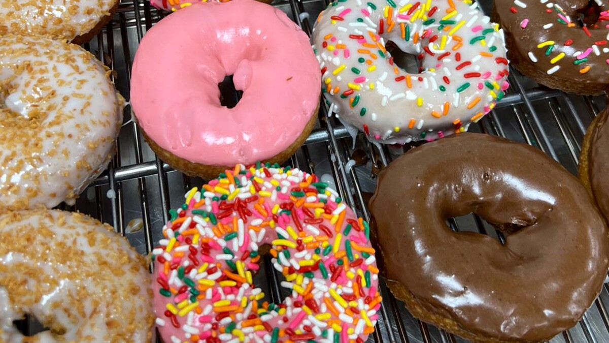 Images RINGS DONUTS AND COFFEE