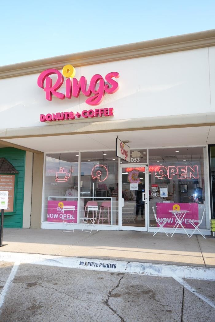 Images RINGS DONUTS AND COFFEE
