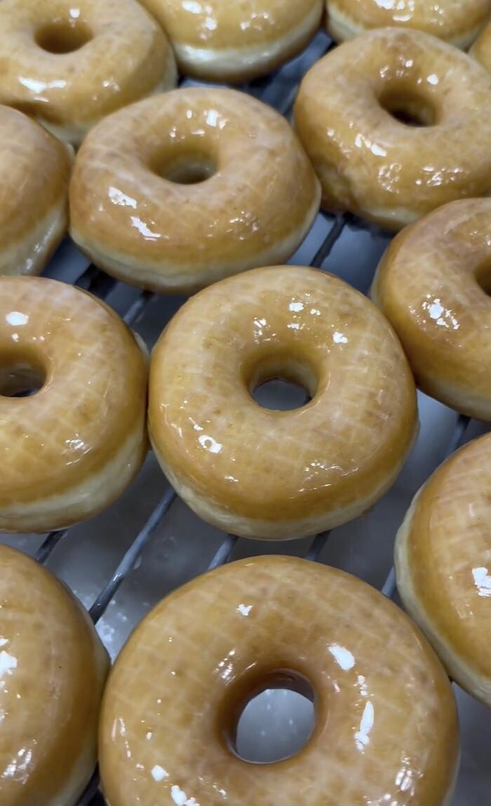 Images RINGS DONUTS AND COFFEE