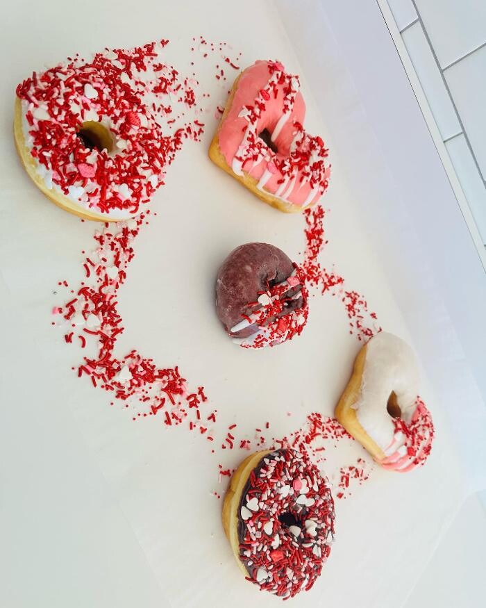 Images RINGS DONUTS AND COFFEE