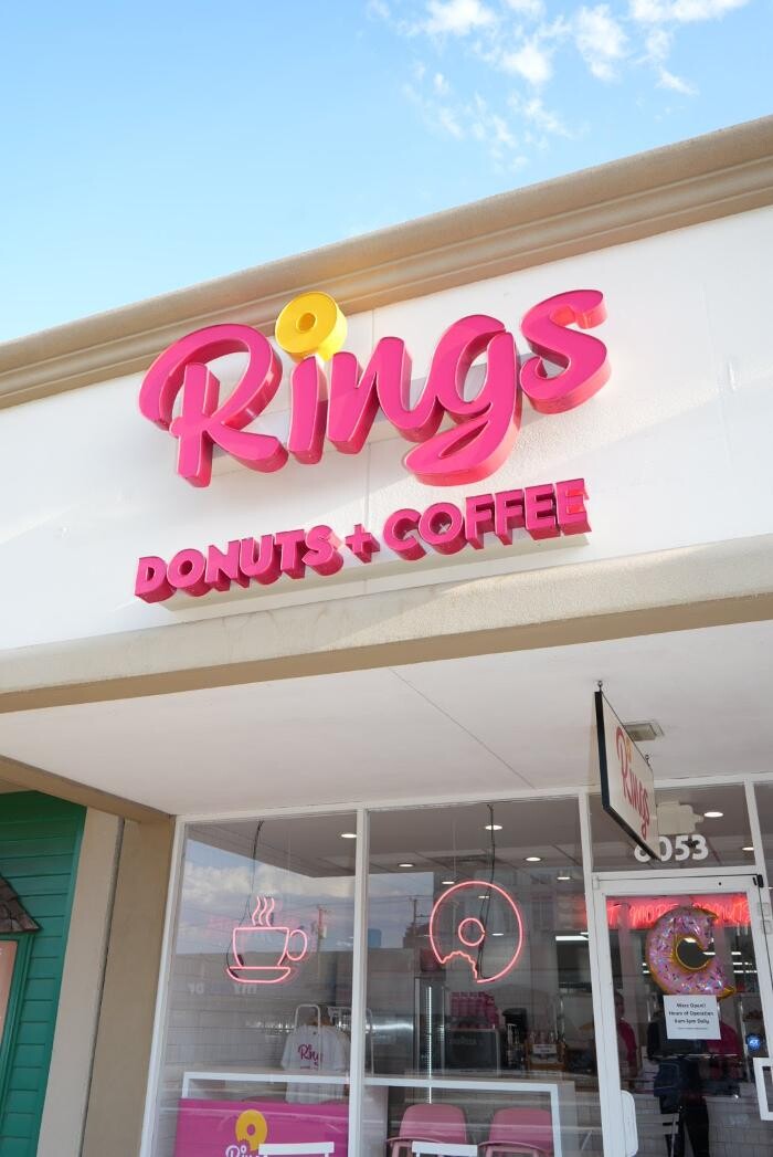 Images RINGS DONUTS AND COFFEE