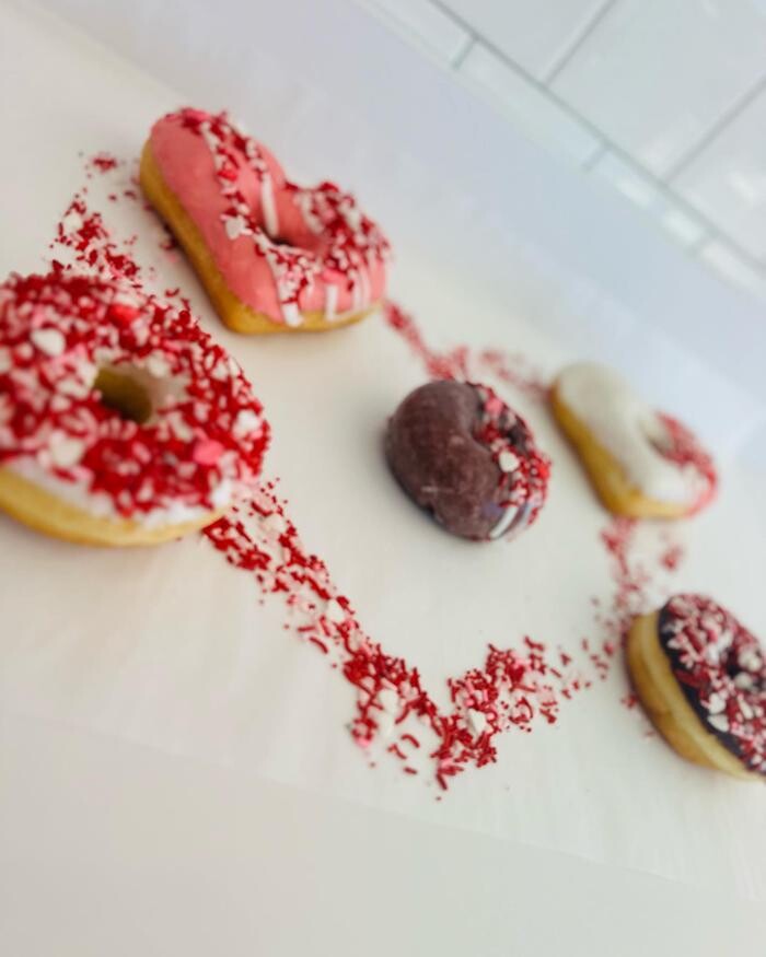 Images RINGS DONUTS AND COFFEE