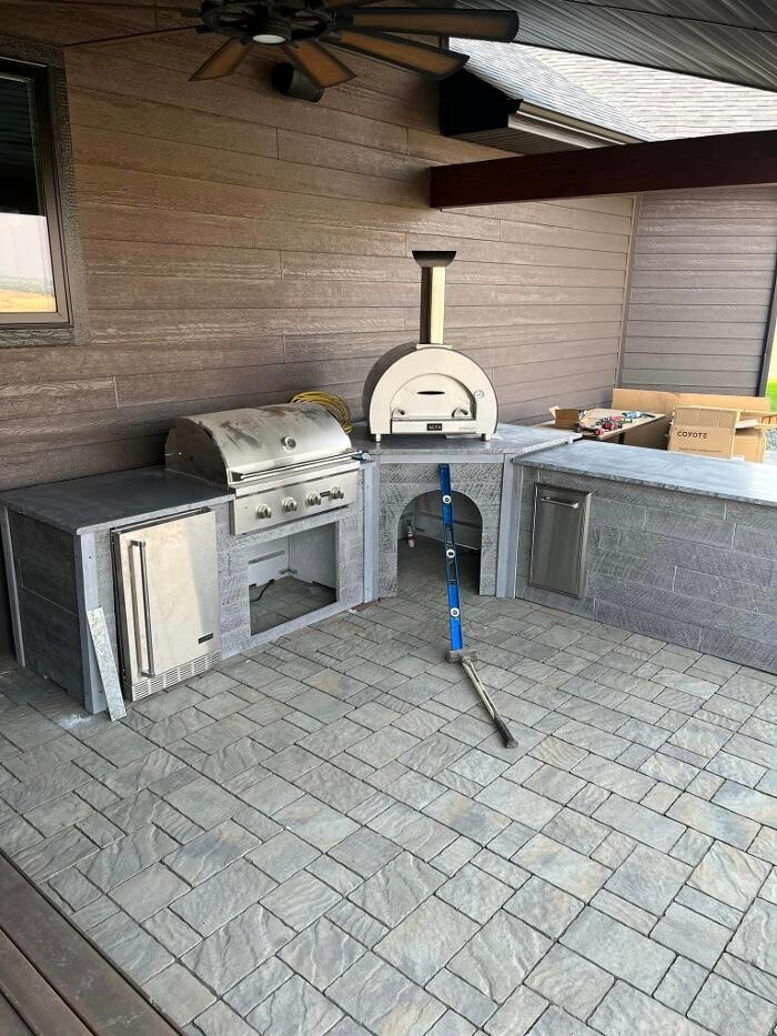 Images Greenup Lawn, Landscape, & Sprinklers