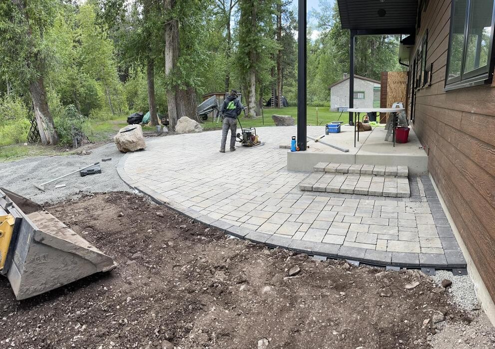 Images Greenup Lawn, Landscape, & Sprinklers