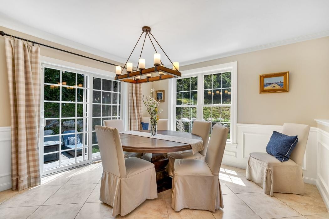 Images Joyce Torelli - Broker, Real Estate Consultant