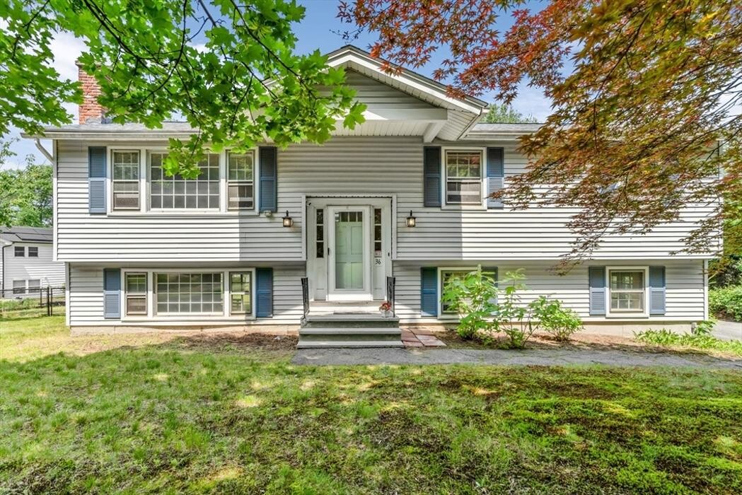 Images Joyce Torelli - Broker, Real Estate Consultant