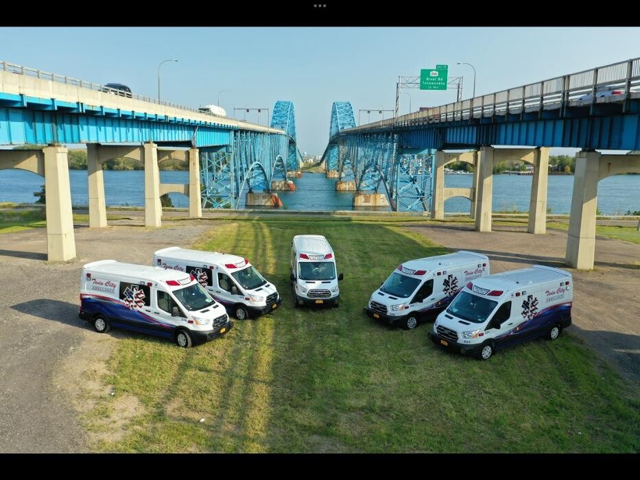 Images Twin City Ambulance