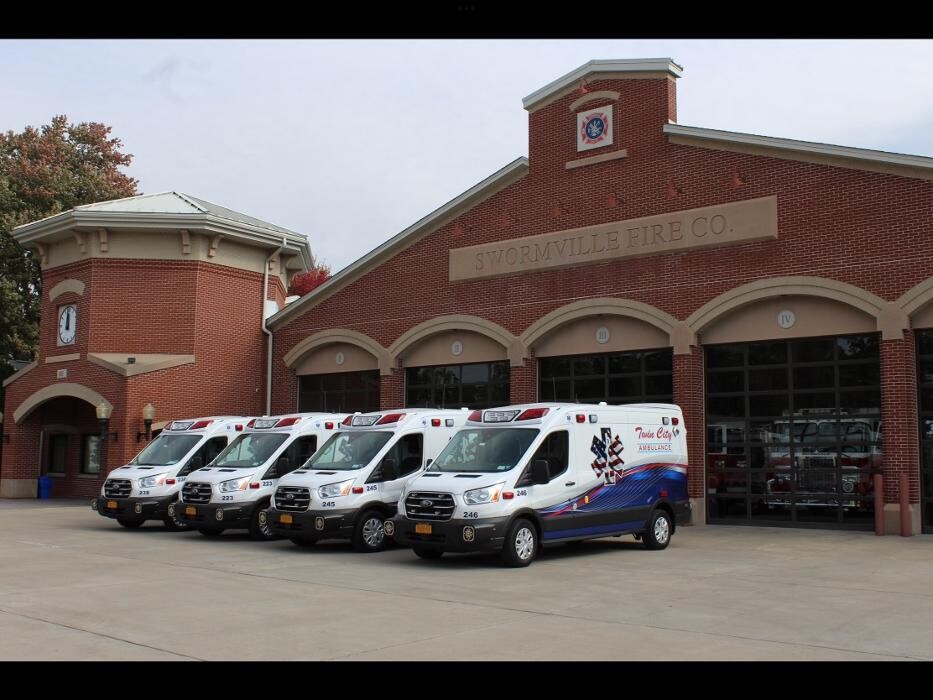 Images Twin City Ambulance