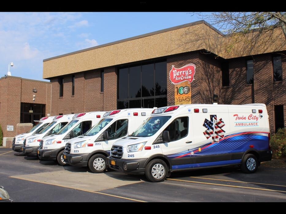 Images Twin City Ambulance
