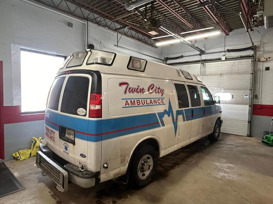 Images Twin City Ambulance