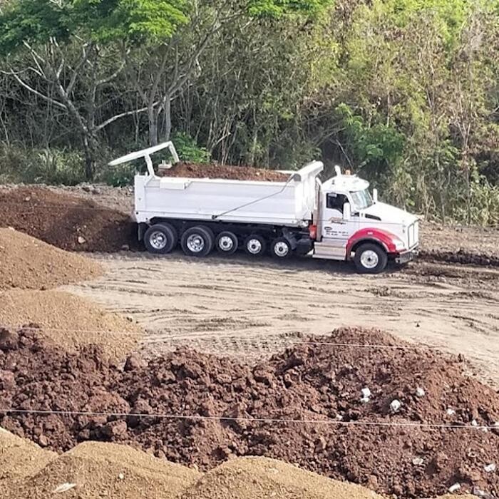 Images Aloha Trucking Inc.