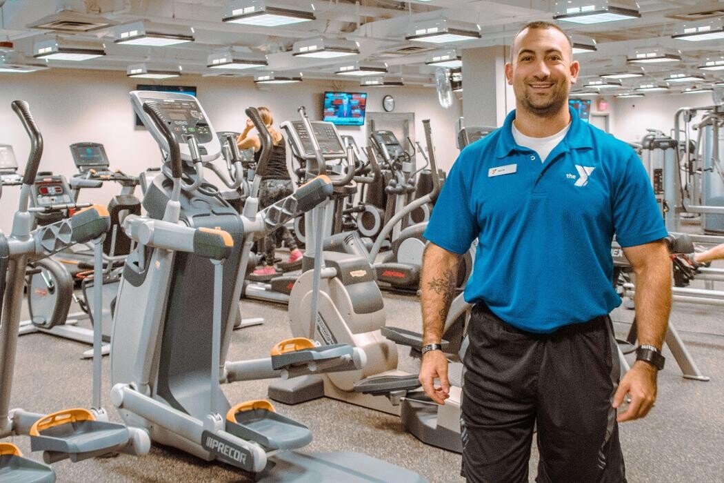 Images 10th St. YMCA