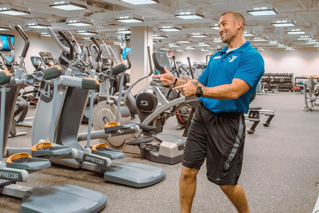 Images 10th St. YMCA