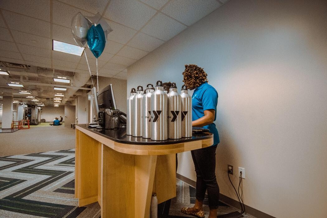 Images 10th St. YMCA