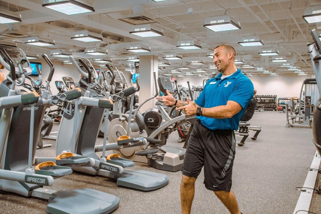 Images 10th St. YMCA