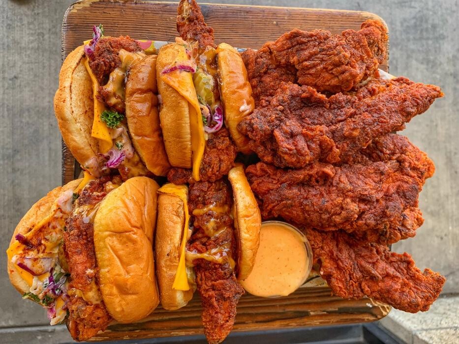 Images Dave's Hot Chicken