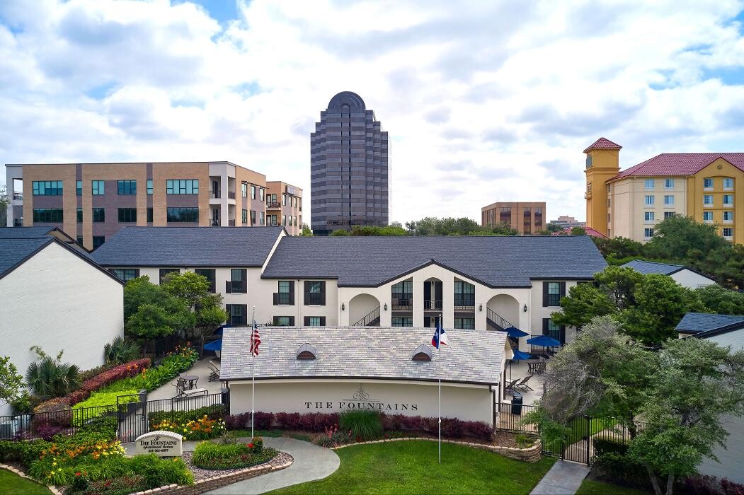 Images The Fountains of Preston Hollow