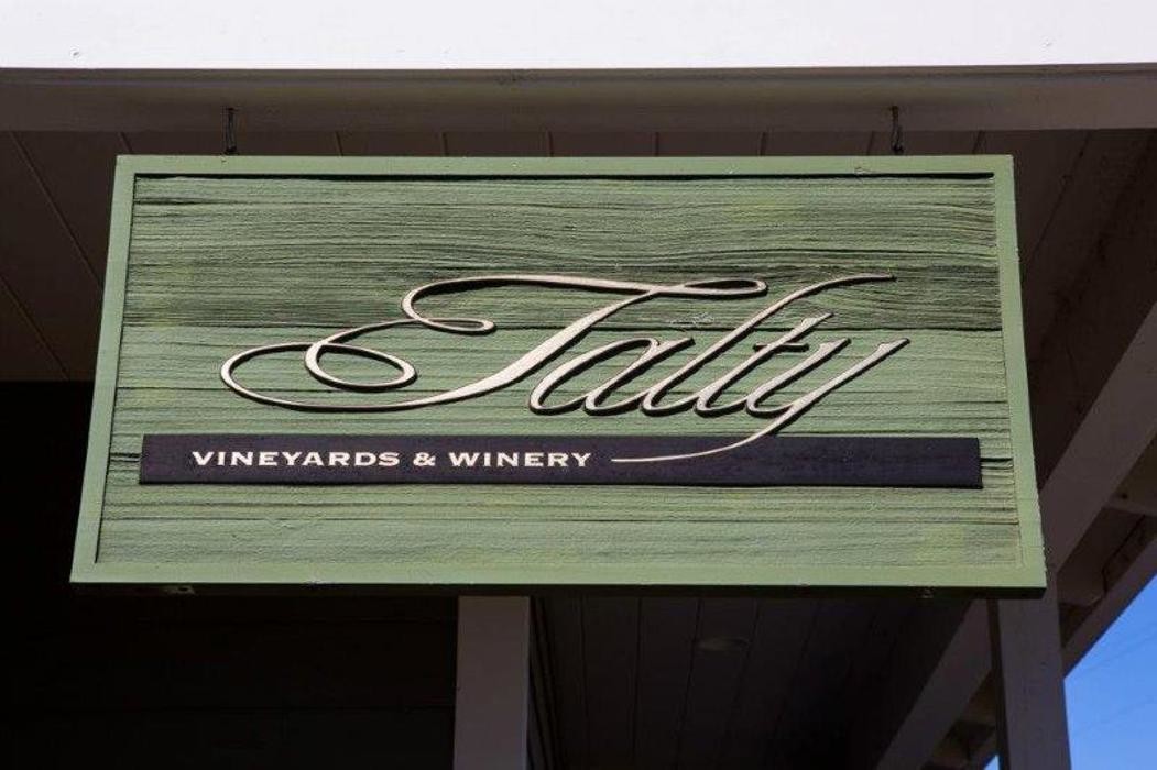 Images Talty Vineyards & Winery