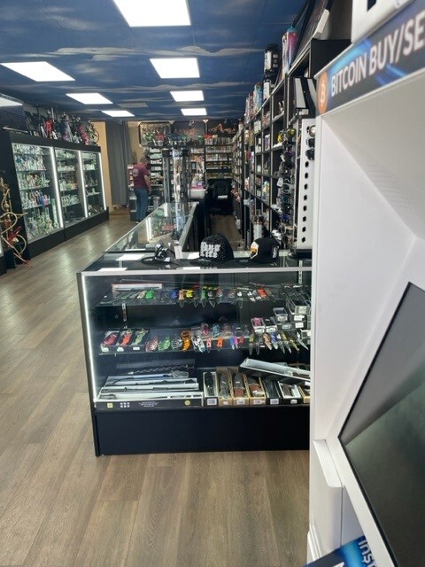 Images InstaBitATM Bitcoin ATM