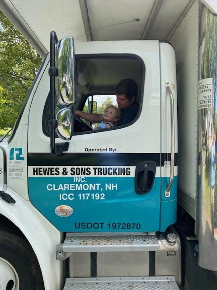 Images Chase the Mover