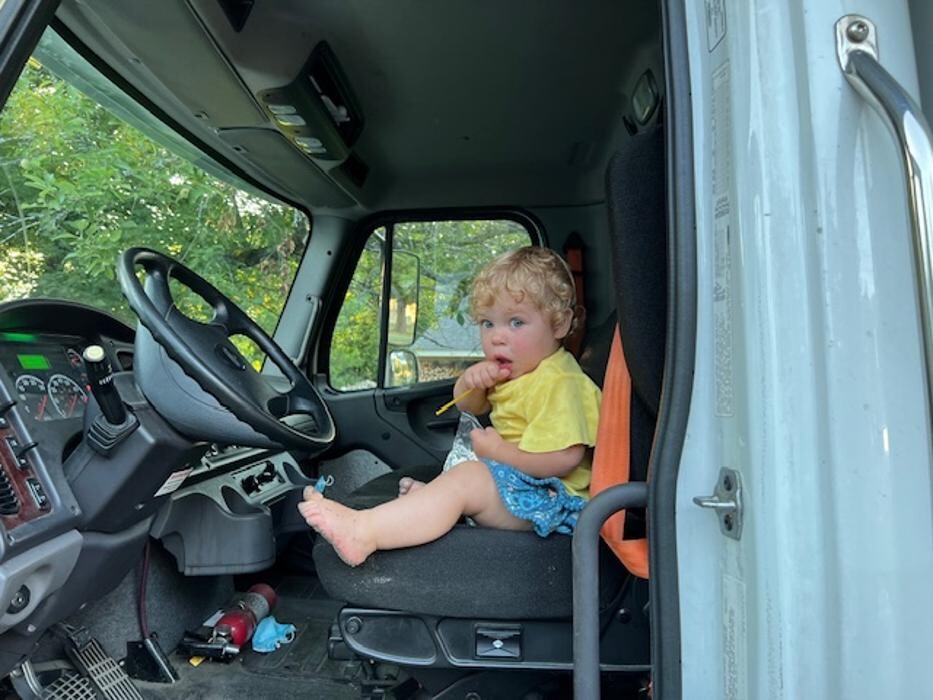 Images Chase the Mover