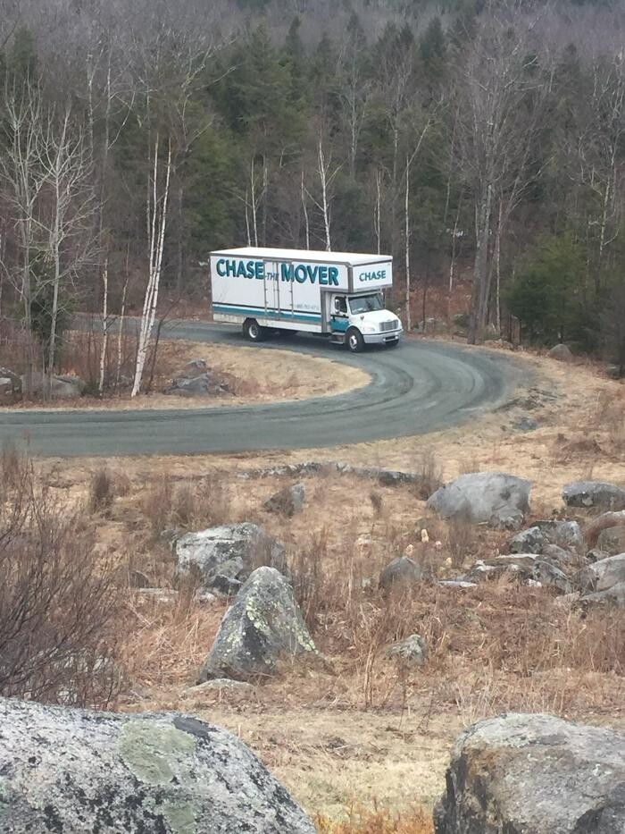 Images Chase the Mover