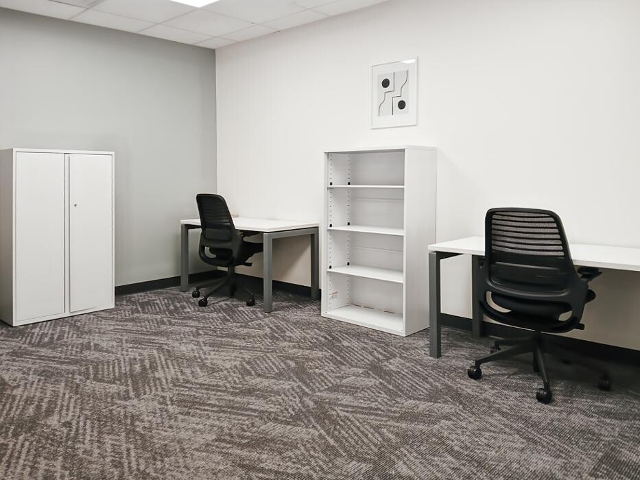 Images Regus North May Avenue