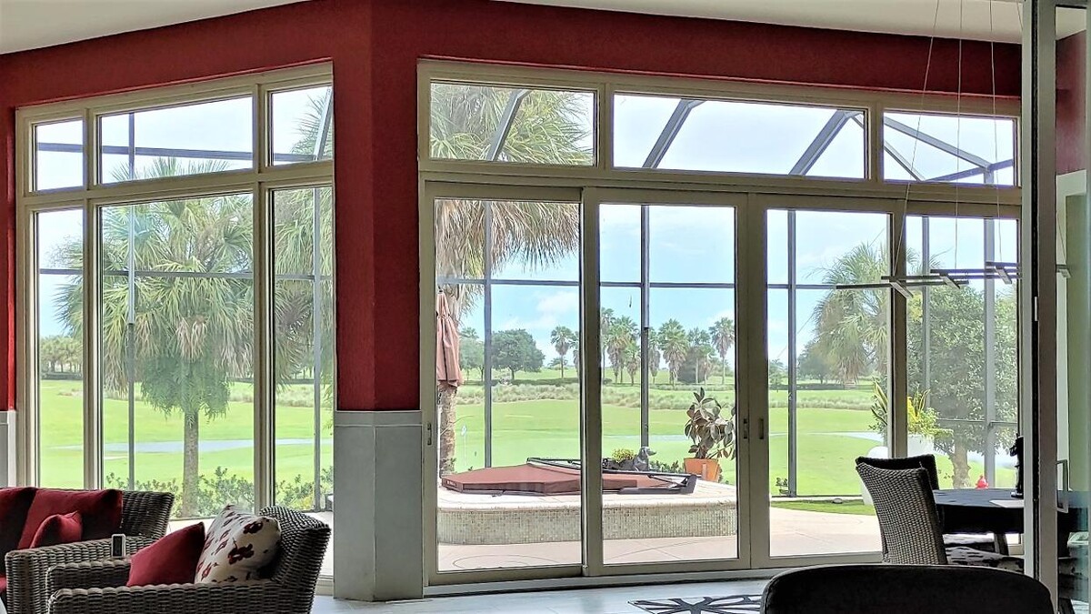Images All Season Rooms