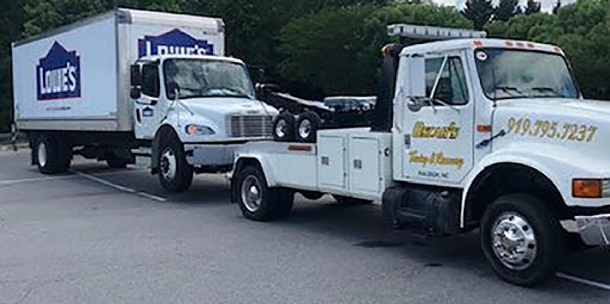 Images Oscar's Towing & Recovery Service