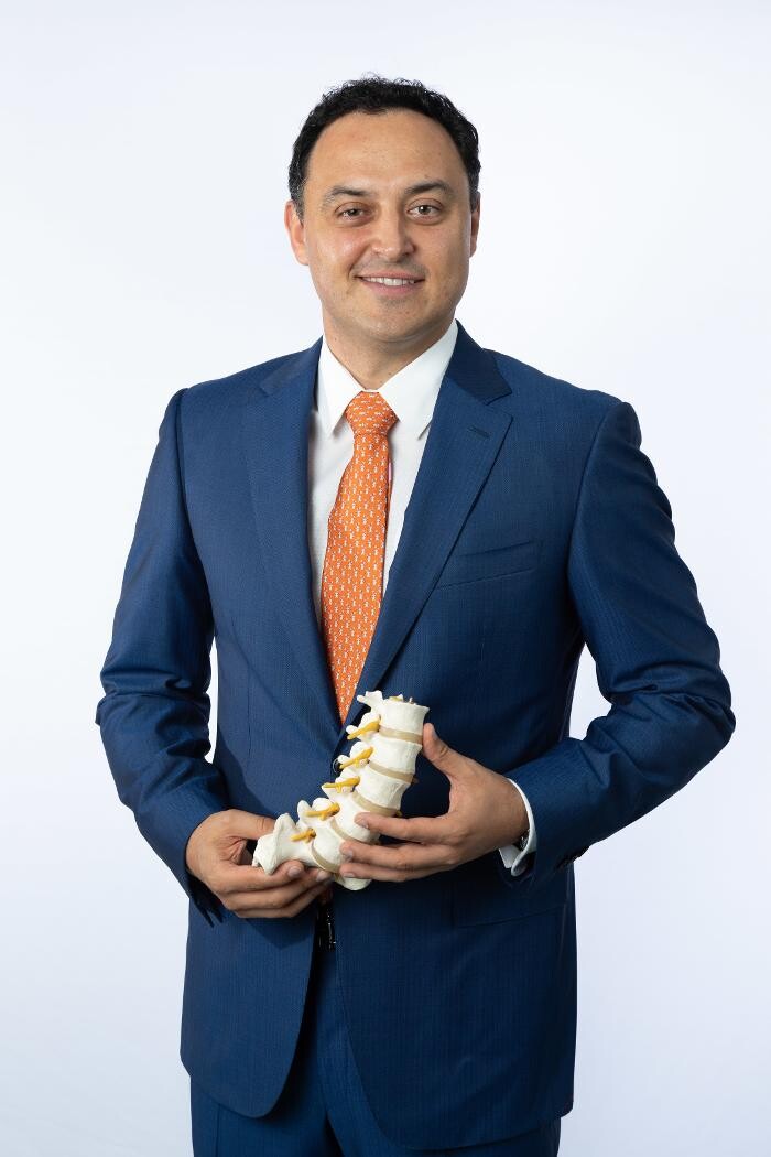 Images NU-Spine: The Minimally Invasive Spine Surgery Institute