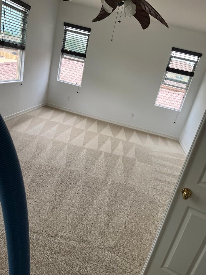 Images Aguilar Carpet Care, LLC