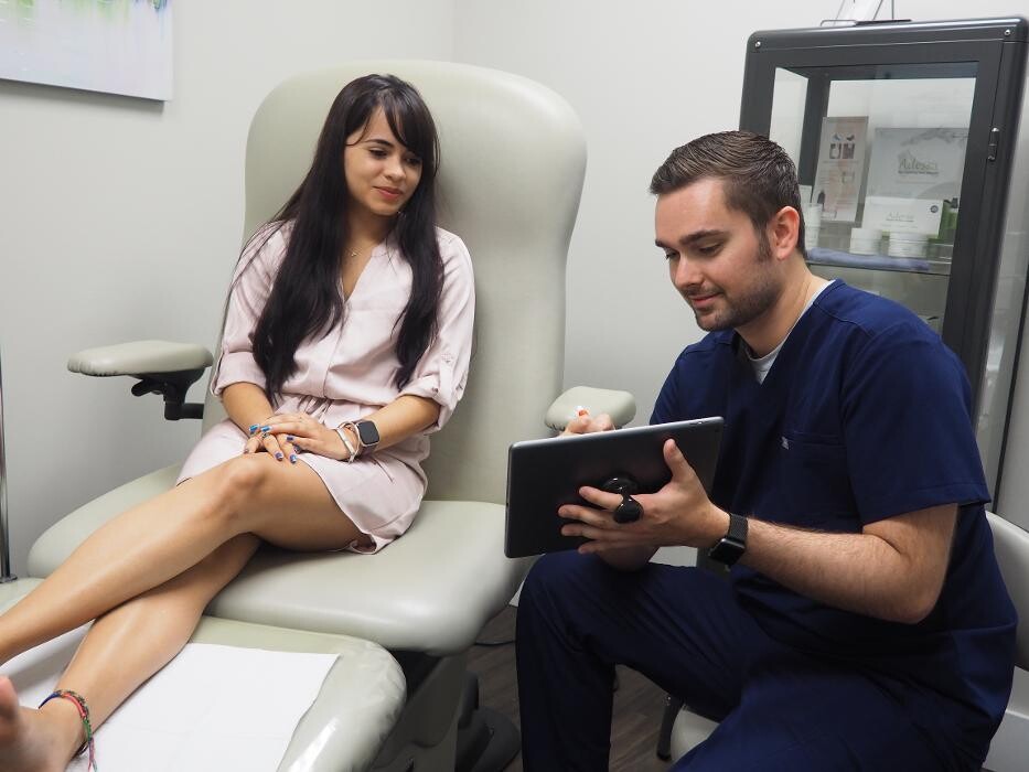 Images Evolve Health - Foot & Ankle
