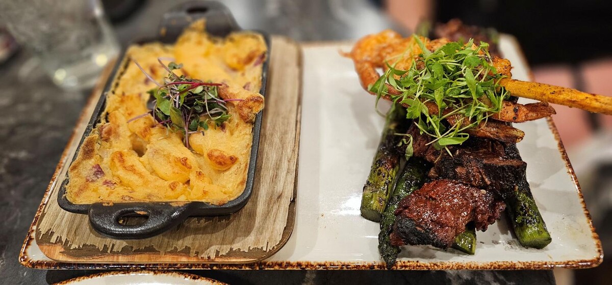 Images Wellborn 2R Steakhouse