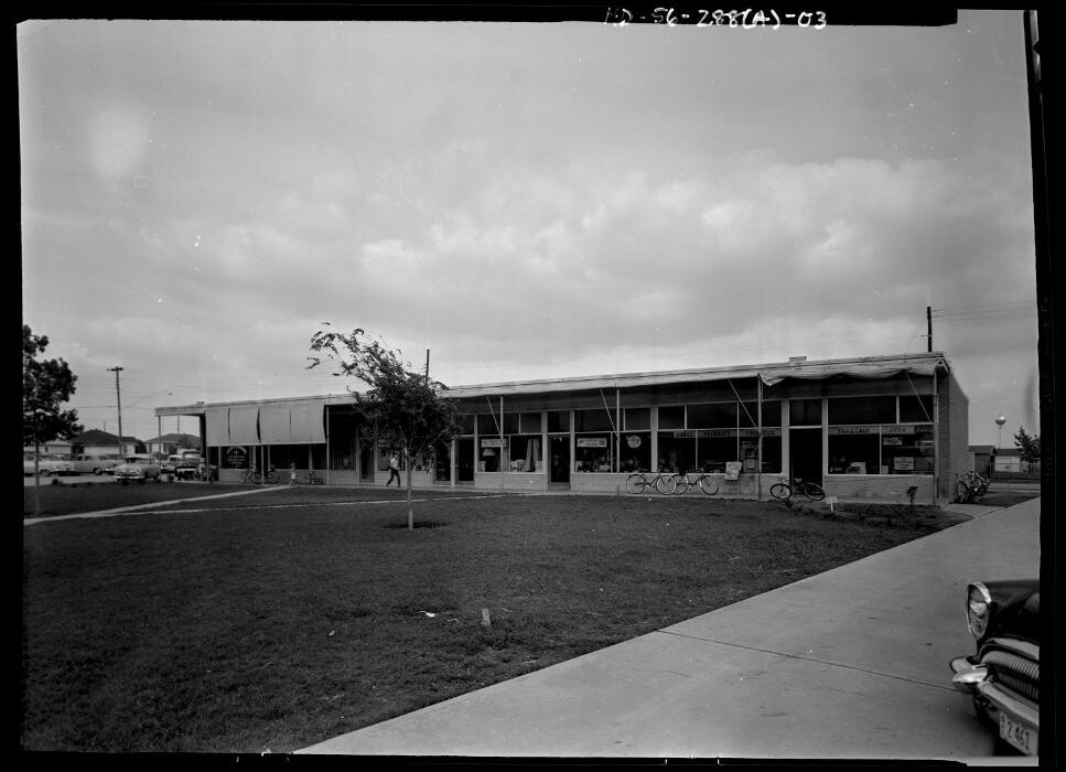 Images Little Deli & Pizzeria